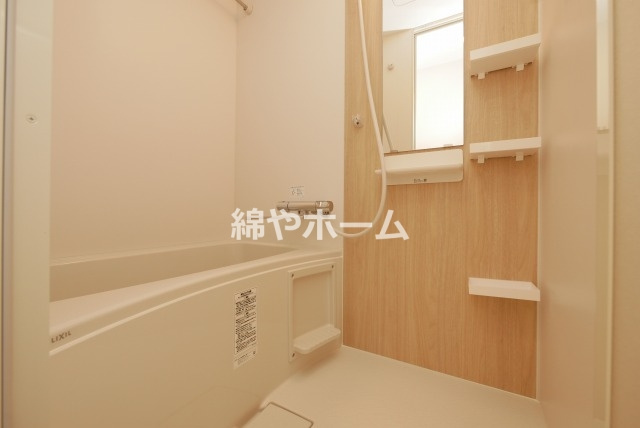 セレニテ日本橋ミラク の浴室|きれいなお風呂です