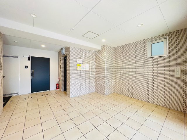 クローバー・レジデンス玉造のロビー