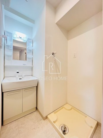 クローバー・レジデンス玉造の洗面所