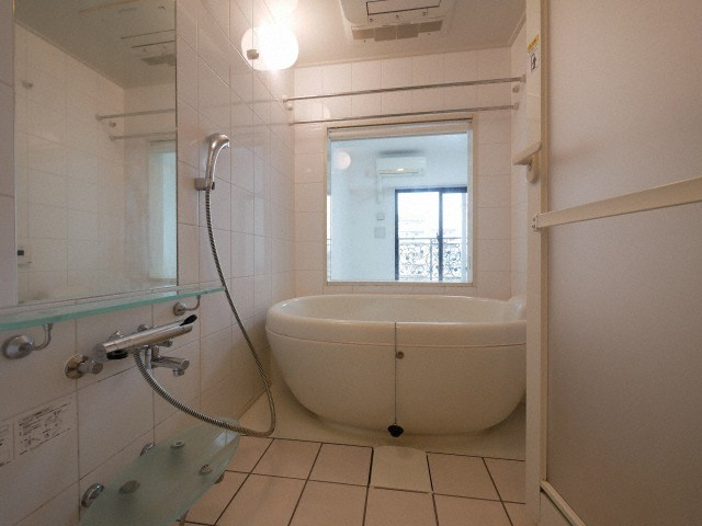 StoRKResidence昭和町の浴室