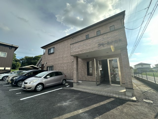 フモールナカネの駐車場