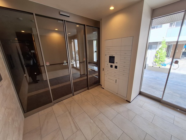 （シニア限定）ヘーベルVillage羽田Ⅱのエントランス|★オートロック★