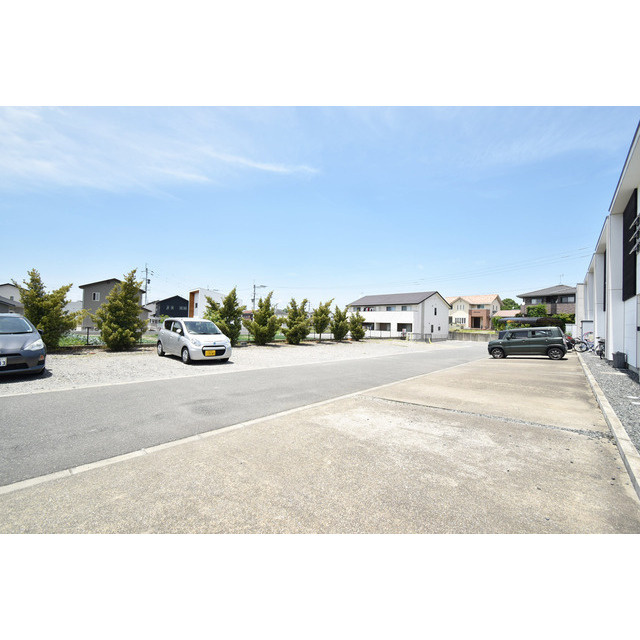 イーストレガロの駐車場|駐車場に車を止められます