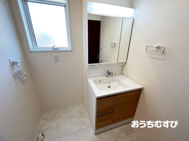 春日井市藤山台9丁目（全2棟）の独立洗面台