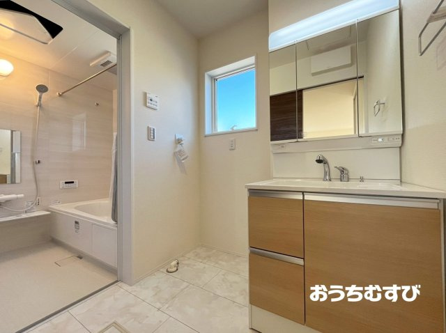 春日井市藤山台9丁目（全2棟）の独立洗面台