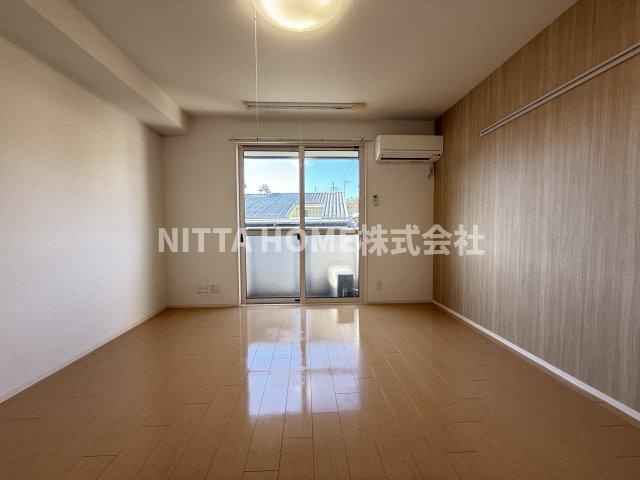 リープの設備|あると便利な室内物干し【取り外し可能】