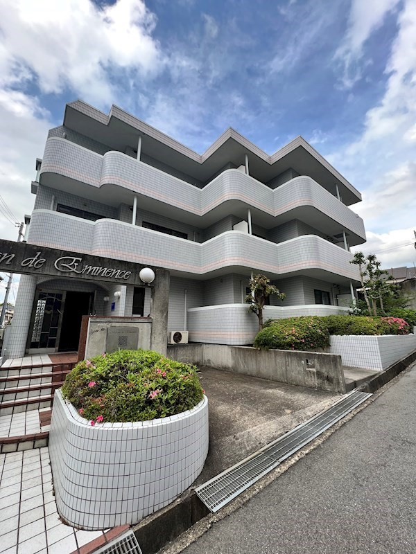 メゾン・ド・エミナンスの外観|おしゃれな外観です