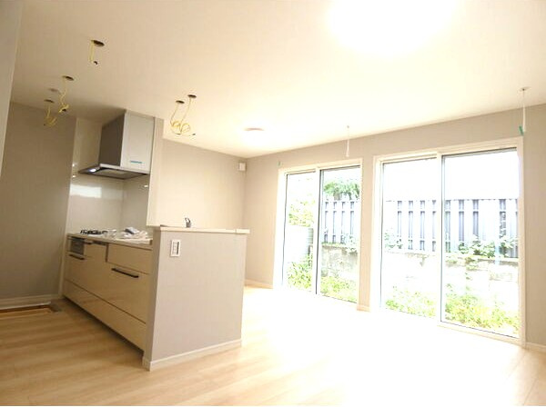 グラシアベルⅠ棟の居間・リビング