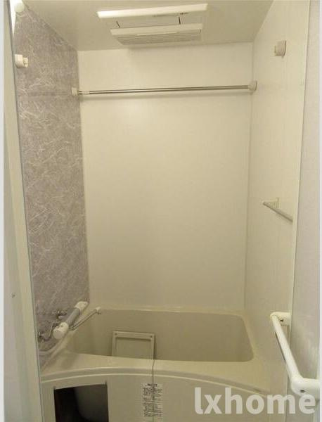 S-RESIDENCE千里丘の浴室|コンパクトで使いやすいお風呂です