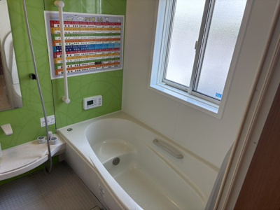 【浴室】 | 山形市みはらしの丘3丁目【中古住宅】 | 広々浴室は、ゆったりとくつろいで疲れを癒す空間です。