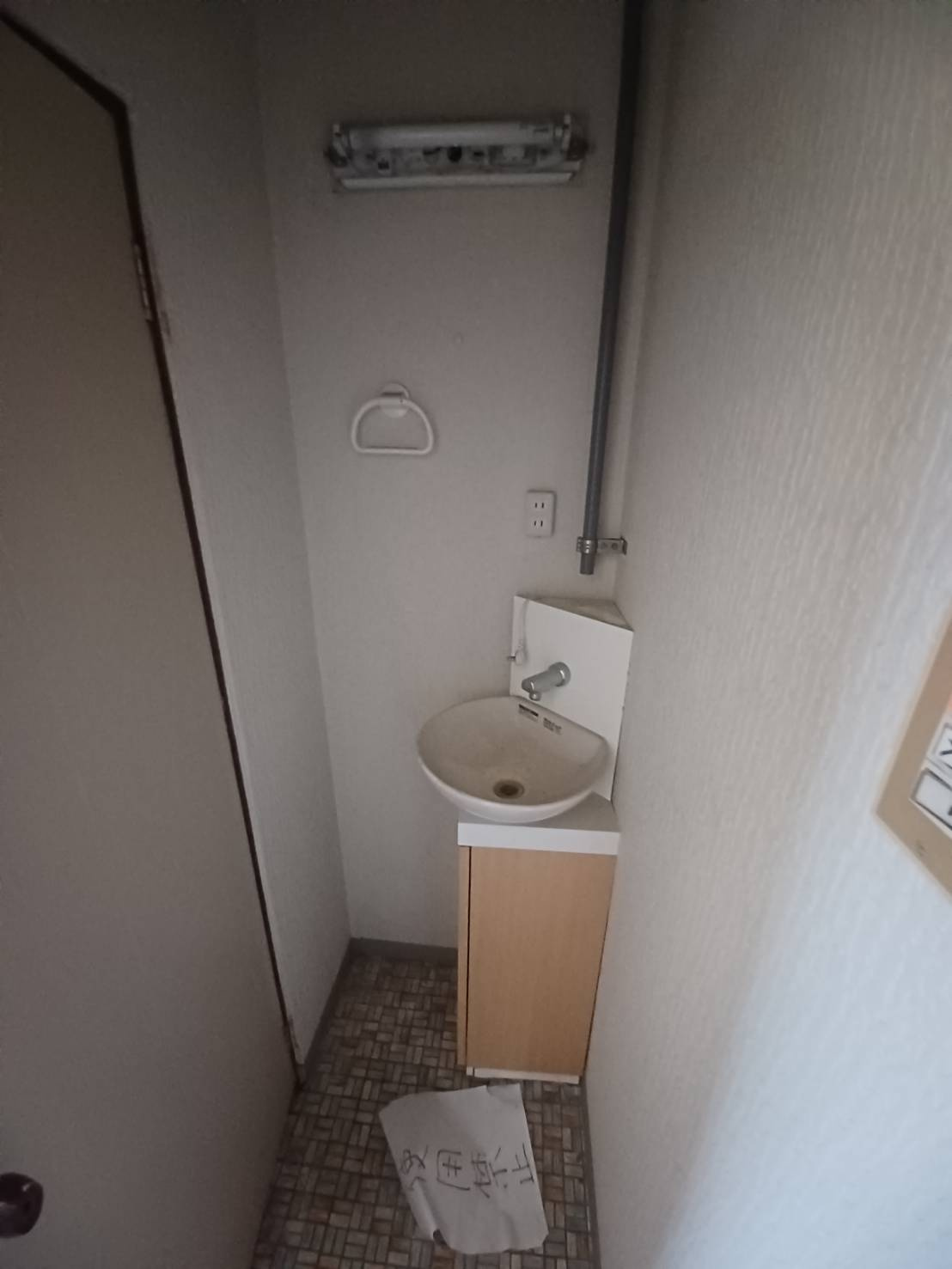 猪狩店舗の洗面所