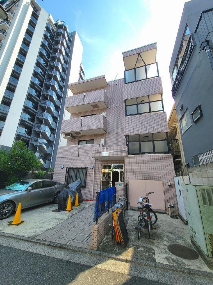 豊島区東池袋２丁目の賃貸マンションの外観