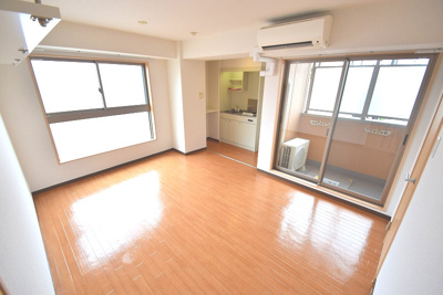 【居間・リビング】 | M’PLAZA布施弐番館