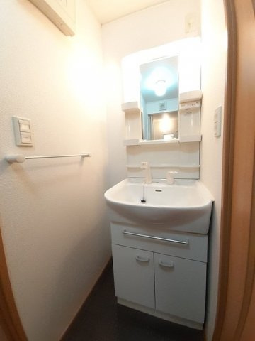 カーサ・モデルノの洗面所