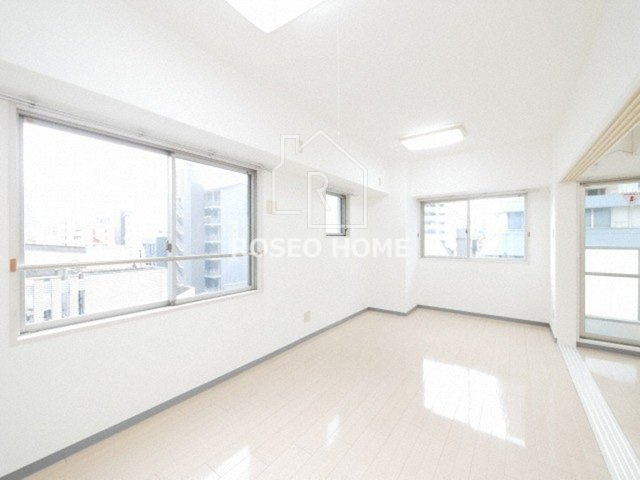 エルベ天神橋の居間・リビング