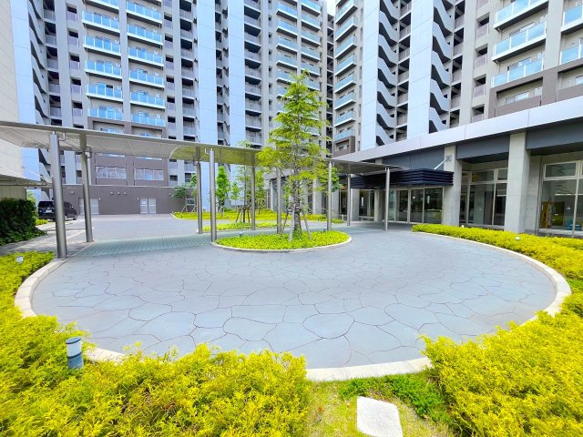 センターマークスレジデンスのエントランス