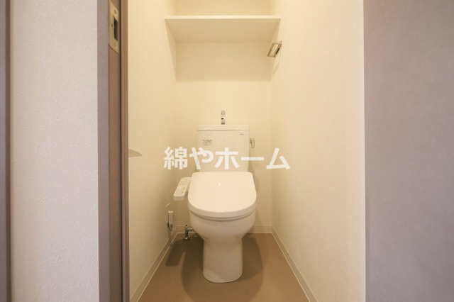 プレサンスＯＳＡＫＡ東成中本ハーヴィル のトイレ|トイレです