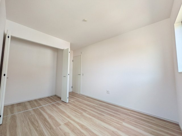 八王子市　中野山王　新築一戸建て　１期の収納|～収納力の高いクローゼット完備～