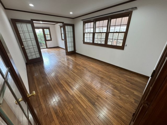 エスプラナードの居間・リビング