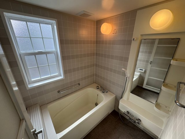 エスプラナードの浴室