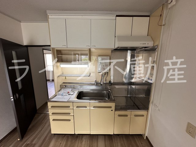 プレジデント東大阪第４棟のキッチン|きれいなキッチンです