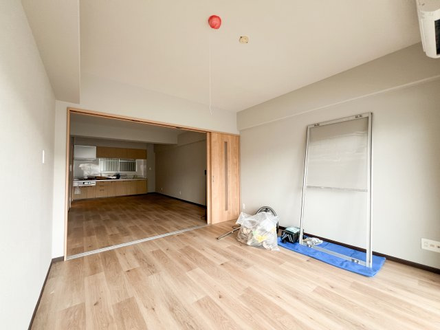 パークサイド高須2の洋室