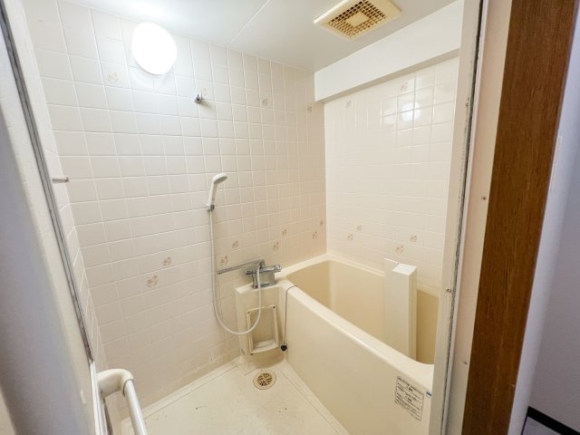 パークサイド高須2の浴室