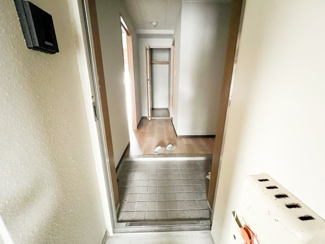 パークサイド高須2の玄関