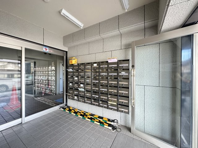 パークサイド高須2のロビー