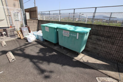 【その他共用部分】 | リヴィエール寺内町 | 敷地内ゴミ捨場