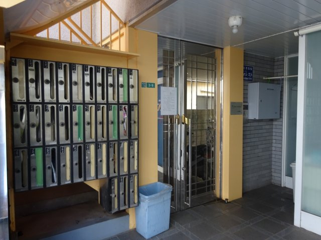 セントナルオのエントランス|メールBOX