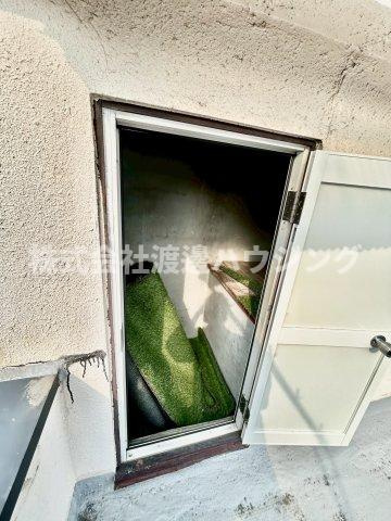 塚本5丁目貸家の収納