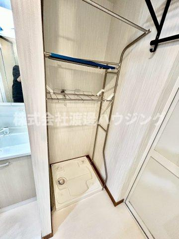 塚本5丁目貸家の設備|室内洗濯パン