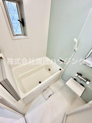 塚本5丁目貸家の浴室