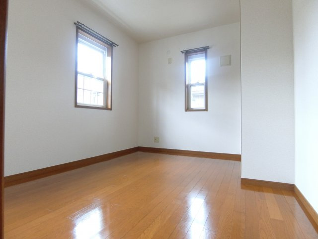 エン・フィールド大饗の寝室