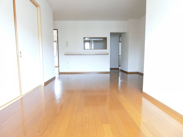 エン・フィールド大饗の居間・リビング