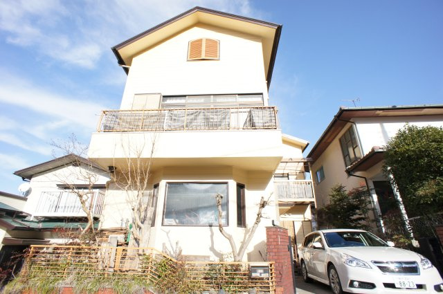 西宮市山口町船坂中古戸建の外観|きれいな外観です