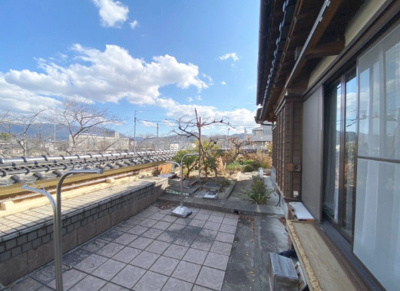 【庭】 | 福岡県糟屋郡志免町向ヶ丘2丁目