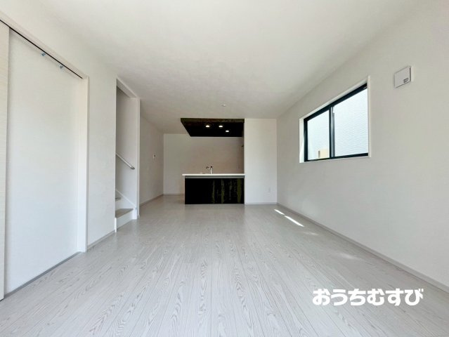 春日井市妙慶町1期(全2棟)の居間・リビング