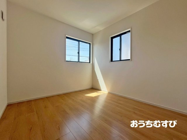 春日井市妙慶町1期(全2棟)2号棟の洋室