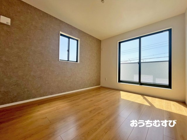 春日井市妙慶町1期(全2棟)2号棟の洋室