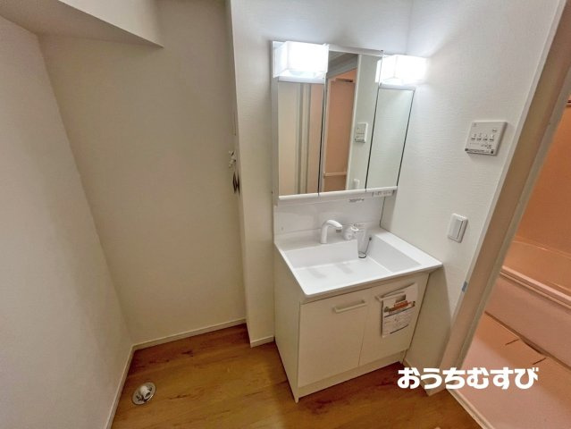 春日井市妙慶町1期(全2棟)2号棟の独立洗面台