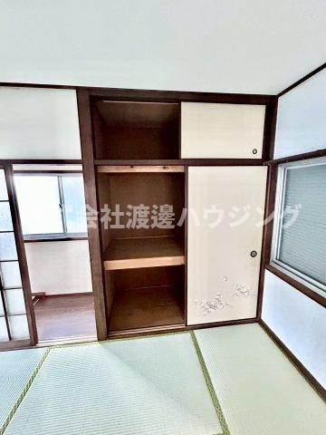 野里1丁目貸家の収納