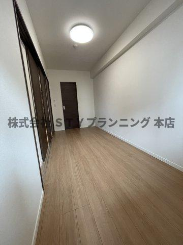 仲介手数料０円！グランルクレ新栄ウエストの洋室