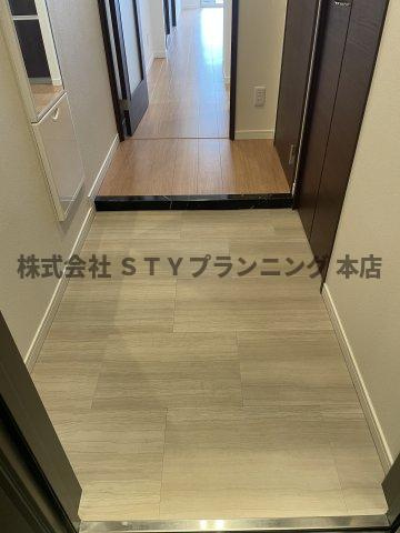 仲介手数料０円！グランルクレ新栄ウエストの玄関