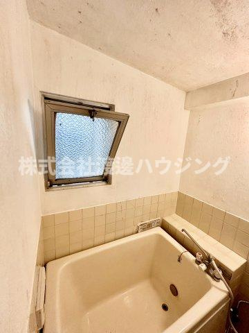 クリーンハイツ豊里のその他|浴室に窓有