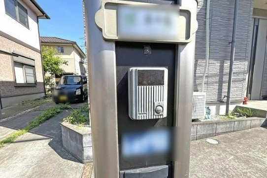 【中古】鶴ヶ島市新町中古住宅の玄関