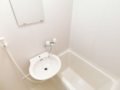 【内装】 | エスリード本町 | 明るい室内です