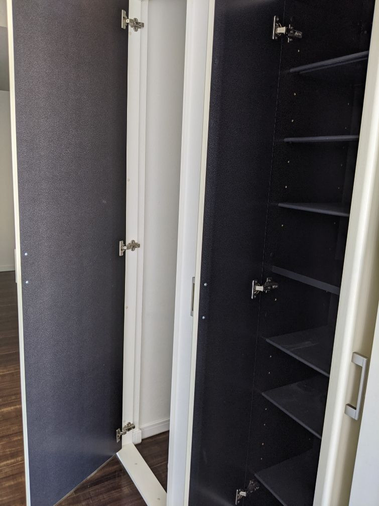 メゾンクラッセユニバ通りの収納