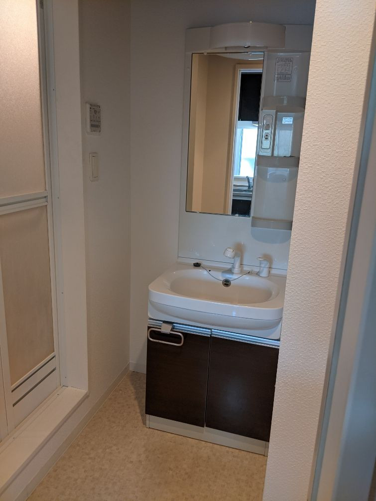 メゾンクラッセユニバ通りの洗面所